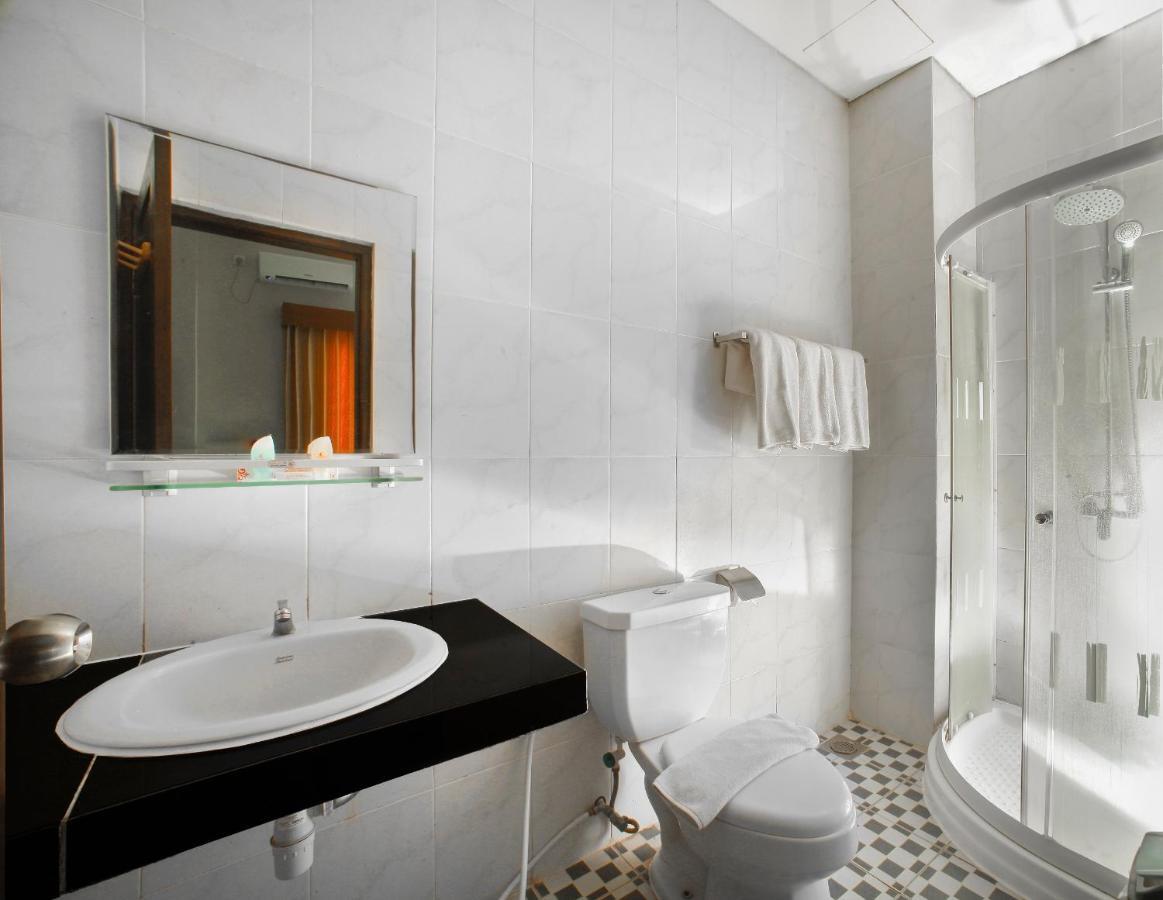 Ciptaningati Hotel Batu  Esterno foto